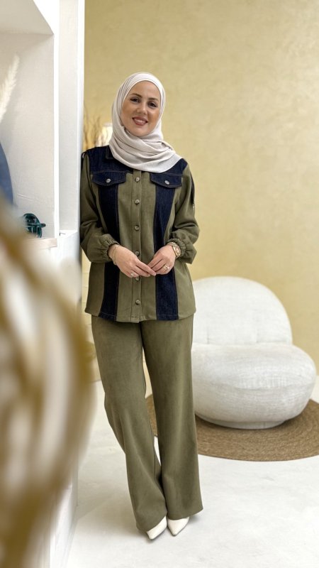 طقم شاموا مع جينز